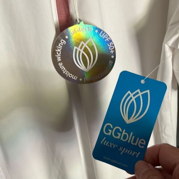 NWT GoBlue SPF 50 Sport  Top - Picture 3 of 4